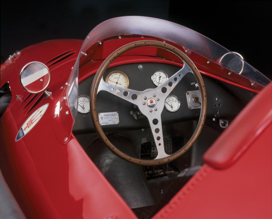  Maserati 250F F1 1956 года  (фото 3 из 7)